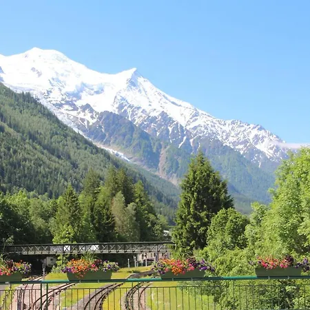 Mont-blanc Idealement Situe 아파트 *